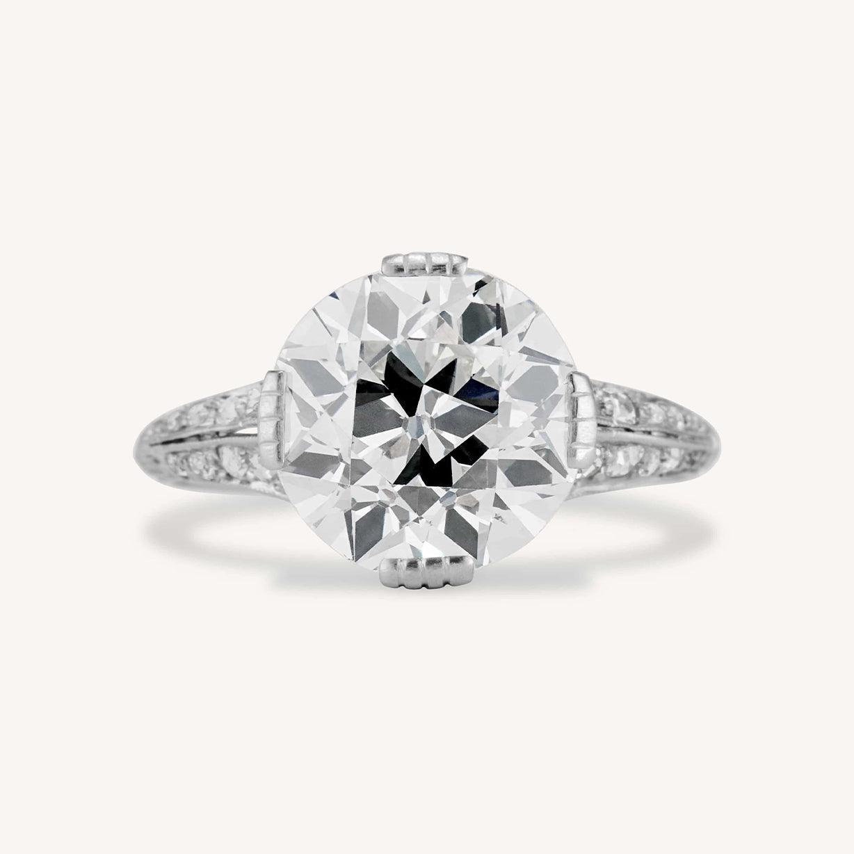 The 37 Prettiest Affordable Engagement Rings Under 1000